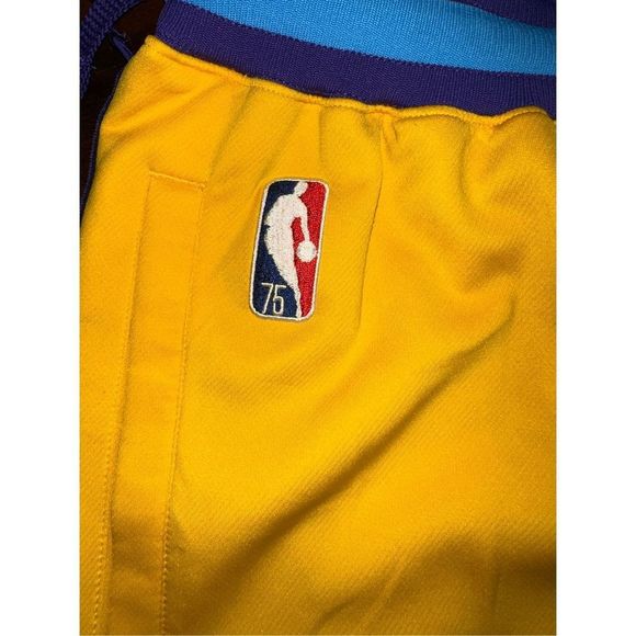 Los Angeles Lakers Nike Sweatpants - Picture 3 of 4